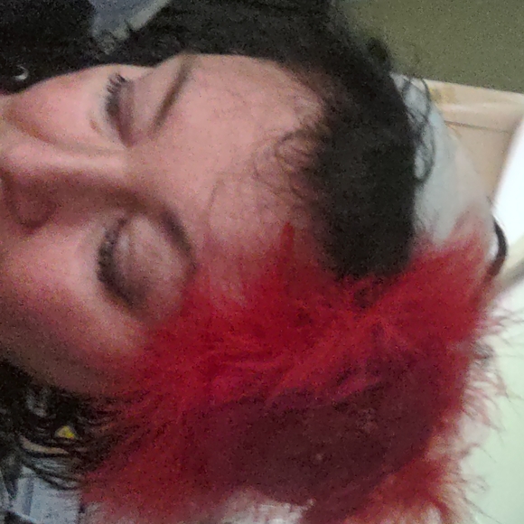 ❤️ White Headband Red Feather Rose Fascinator FREE With Any Bundle - Picture 2 of 12